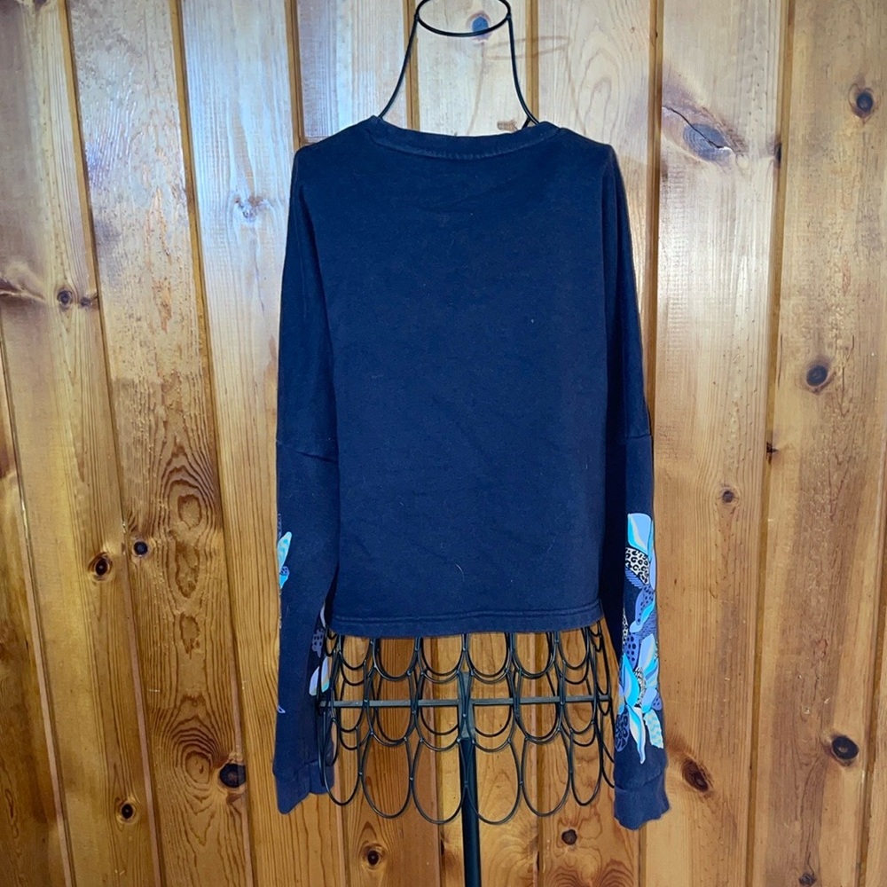 Adidas X Farm Rio Cropped Floral Fleece Logo Sweatshirt Loose Size medium Navy - Picture 10 of 10